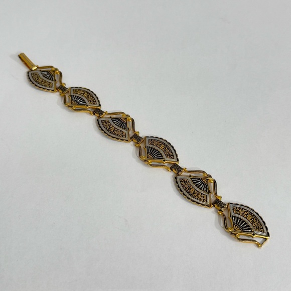 Vintage 1960s Spain Damascene Fan Link Bracelet and Screwback Earrings Set - Picture 8 of 12